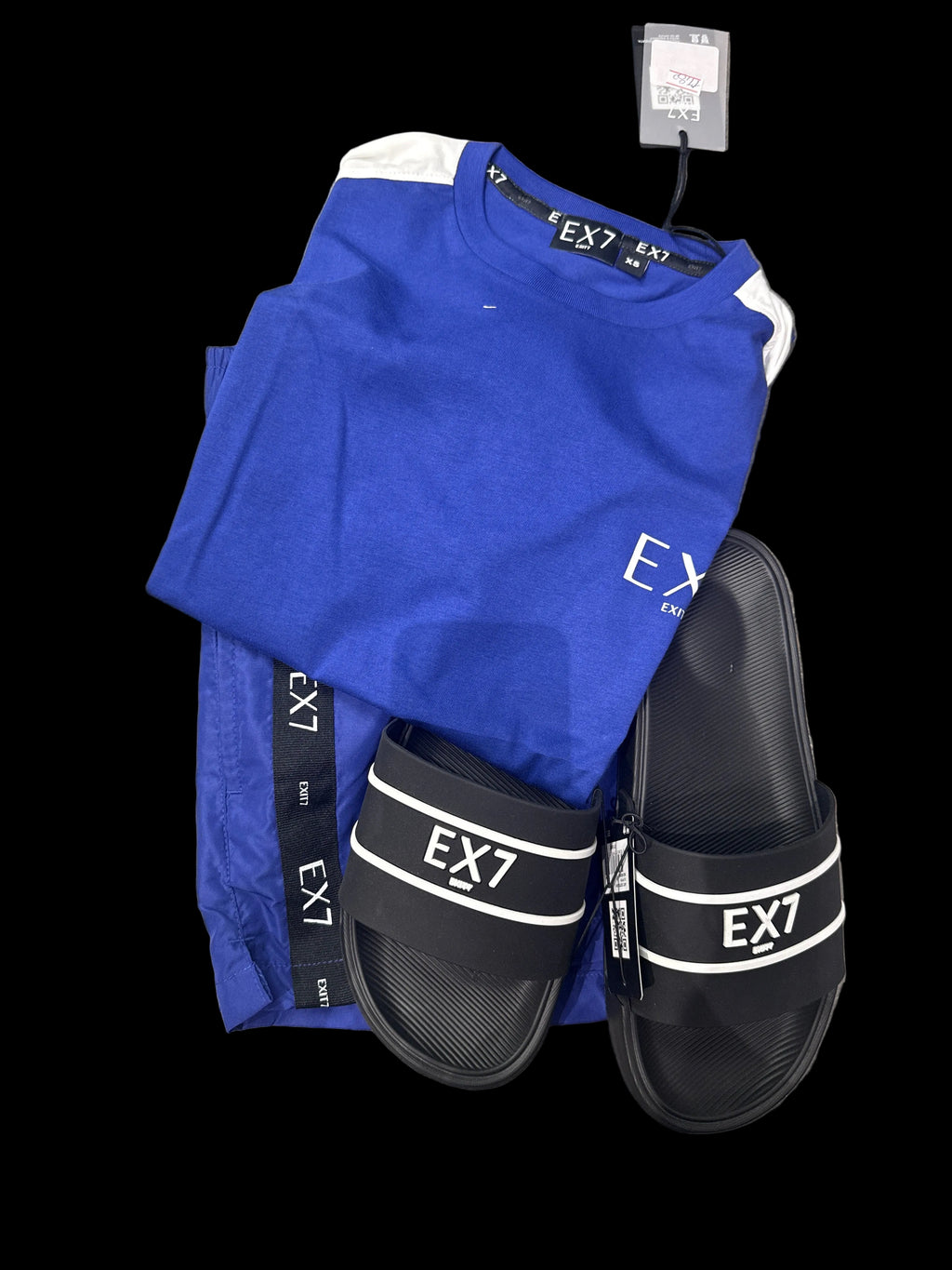 Set costume