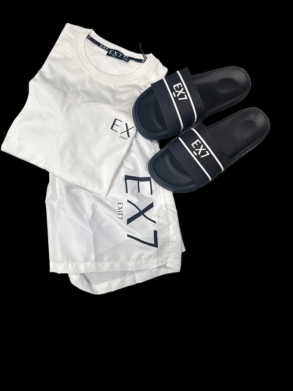 Set costume