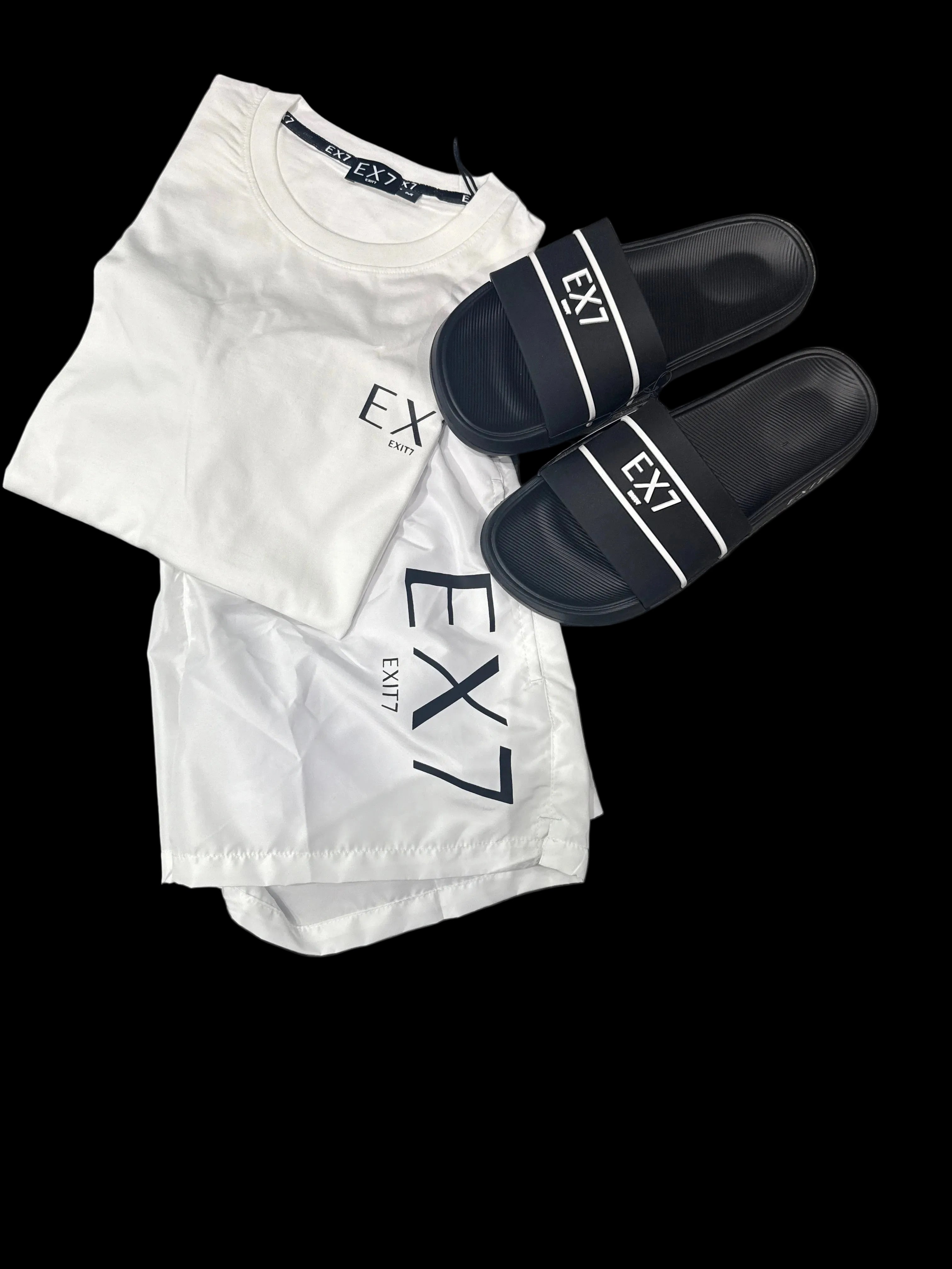 Set costume